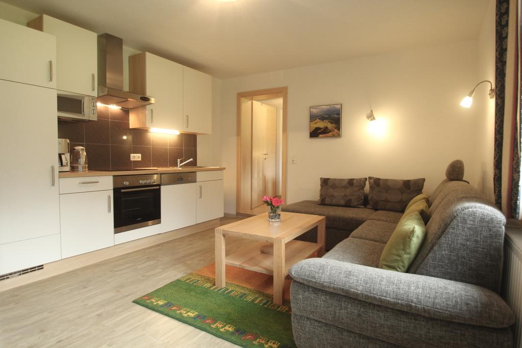 Apartmenthaus Dornroeschen Ramsau am Dachstein Pokój zdjęcie