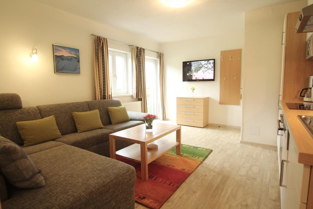 Apartmenthaus Dornroeschen Ramsau am Dachstein Pokój zdjęcie