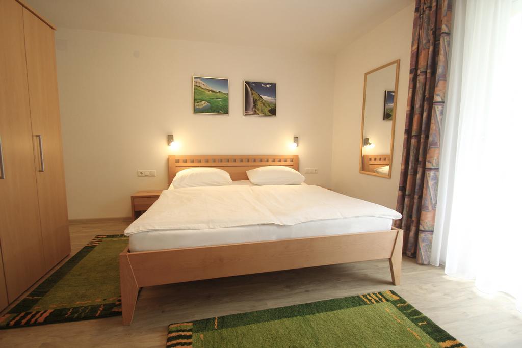 Apartmenthaus Dornroeschen Ramsau am Dachstein Pokój zdjęcie