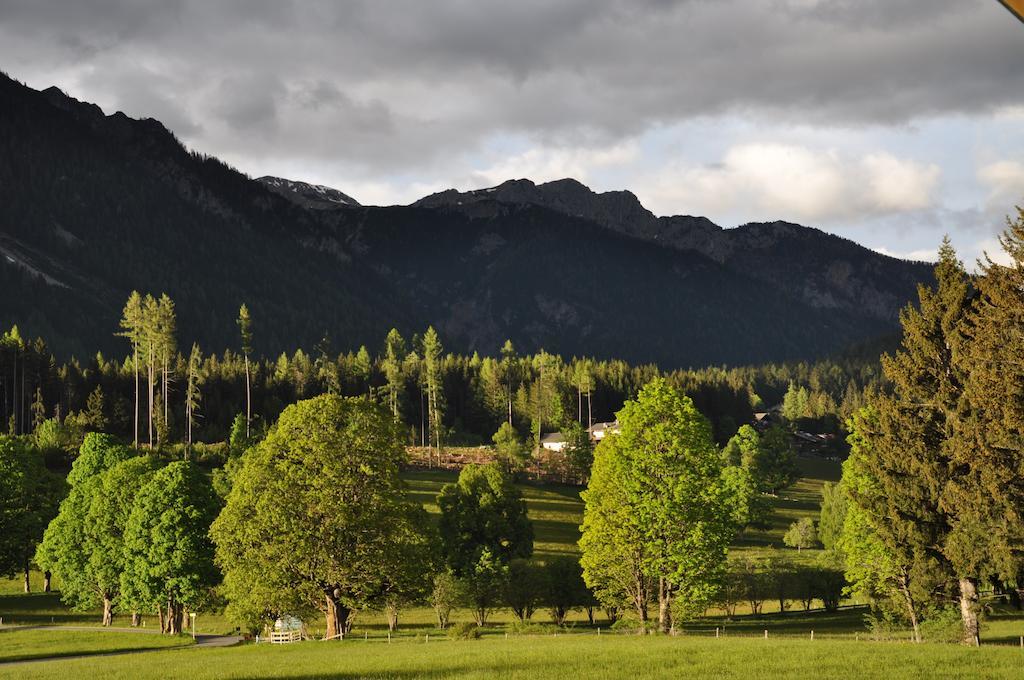 Apartmenthaus Dornroeschen Ramsau am Dachstein Zewnętrze zdjęcie